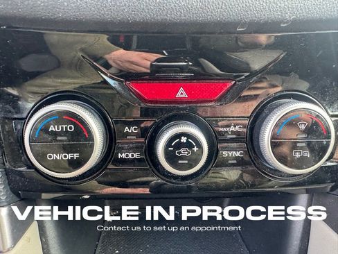 Used 2022 Subaru Forester Limited AWD/4WD image 25