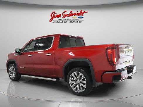 Used 2024 GMC Sierra 1500 Denali AWD/4WD image 4