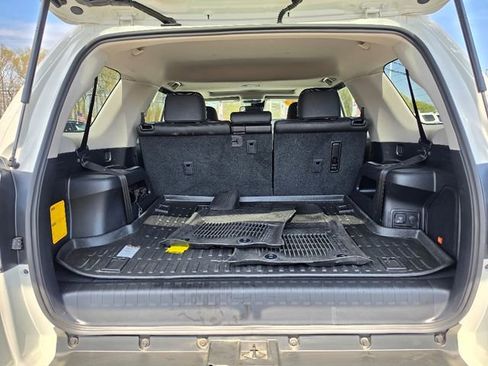 Used 2023 Toyota 4Runner Limited AWD/4WD image 17