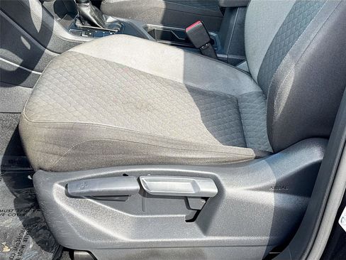 Used 2018 Volkswagen Tiguan S w/ Front Fog Lights Package image 19