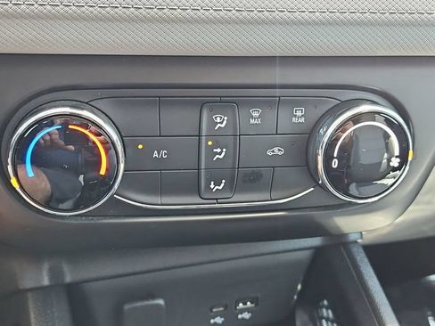 Certified 2025 Chevrolet TrailBlazer LS w/ LS Convenience Package FWD image 47