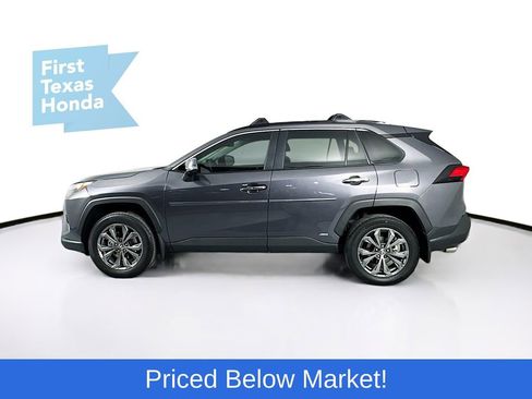 Used 2024 Toyota RAV4 Limited image 4