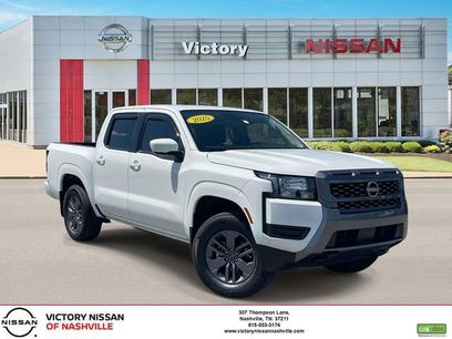 Used 2025 Nissan Frontier SV w/ Tow Package