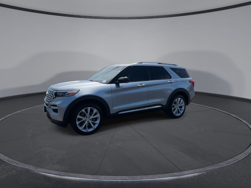 Used 2023 Ford Explorer Platinum w/ Technology Package AWD/4WD image 5