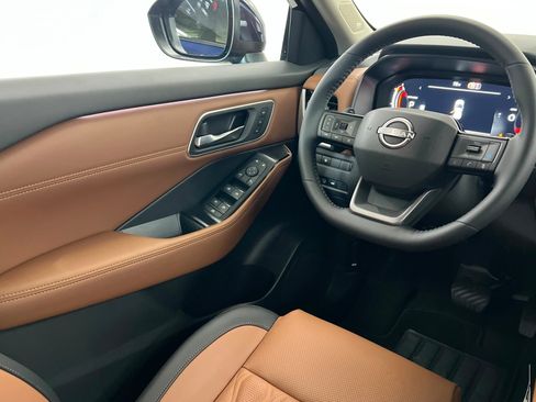 New 2026 Nissan Rogue Platinum AWD/4WD image 11