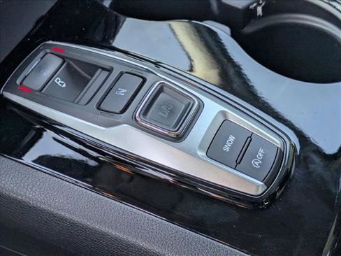 Used 2019 Honda Pilot Touring image 13
