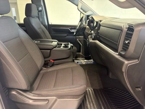 Used 2025 Chevrolet Silverado 2500 LT w/ Safety Package AWD/4WD image 12