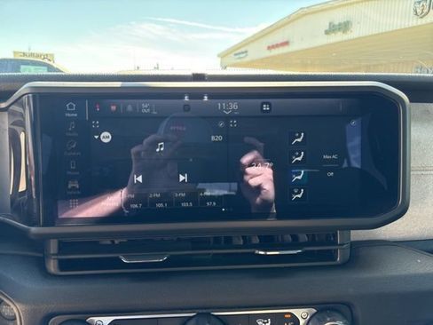 Used 2024 Jeep Wrangler Willys image 30