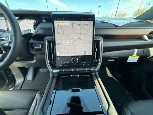 New 2026 GMC Yukon XL Denali image 20