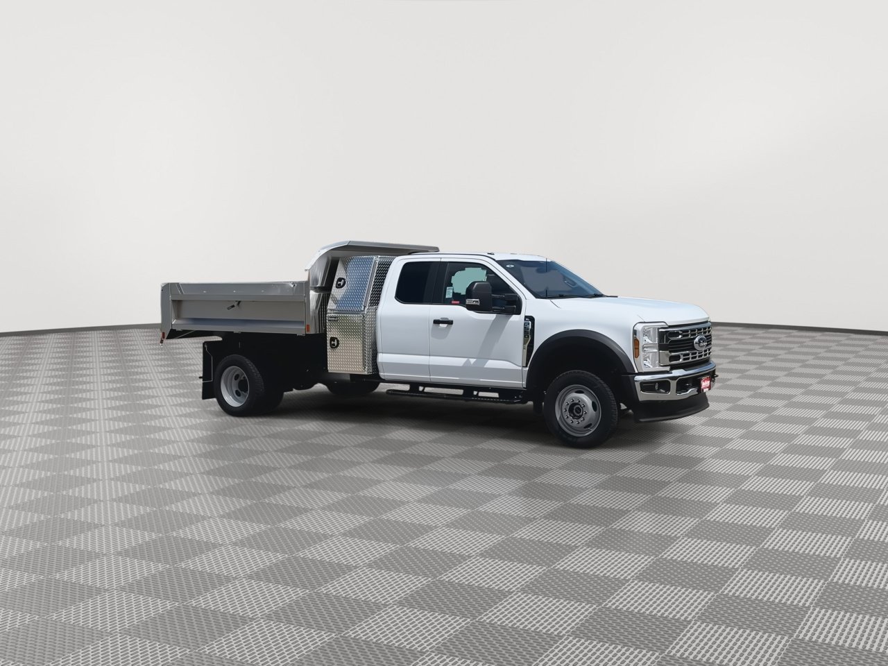 New 2026 Ford F550 4x4 Supercab Super Duty image 36