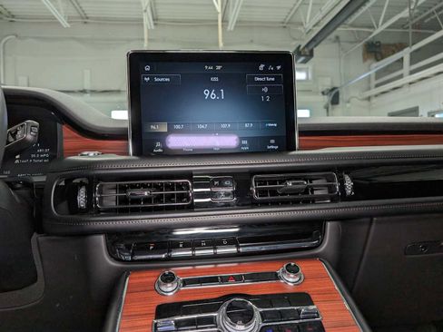 Used 2024 Lincoln Aviator Reserve w/ Elements Package Plus image 31