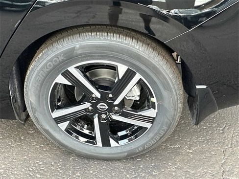 New 2025 Nissan Sentra SV w/ Trunk Package image 27