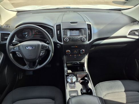 Used 2019 Ford Edge SE w/ SE Fleet Driver's Package FWD image 4