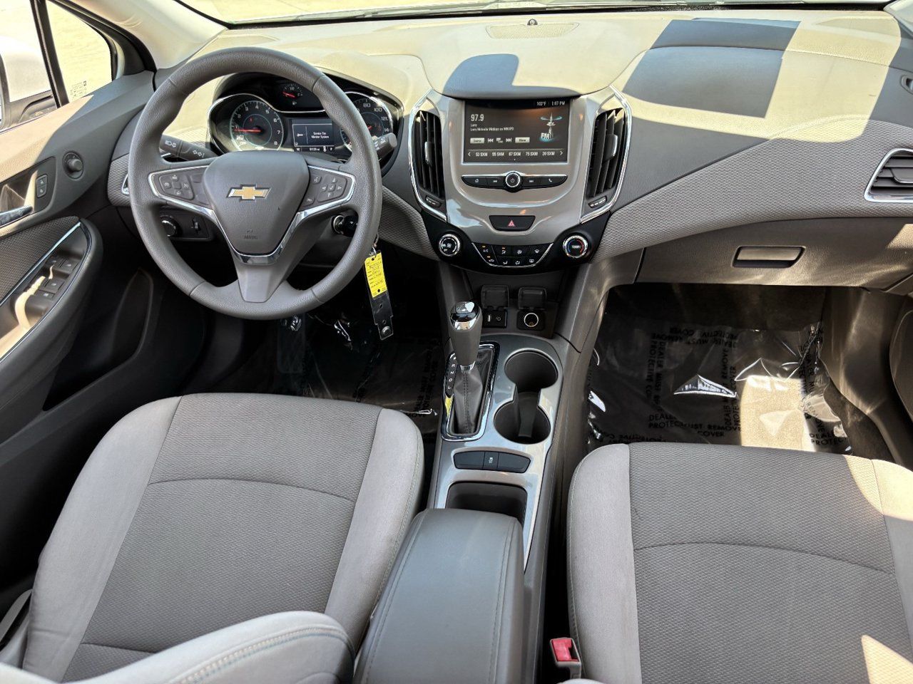 Used 2018 Chevrolet Cruze LT FWD image 13