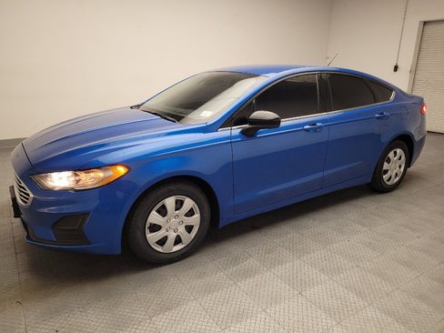 Used 2019 Ford Fusion S FWD image 2