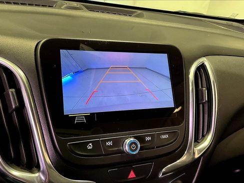 Used 2019 Chevrolet Equinox LT image 14