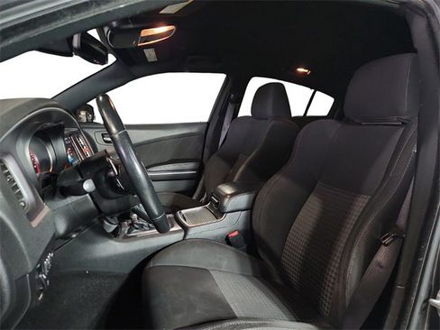 Used 2019 Dodge Charger GT w/ Performance Handling Group image 10