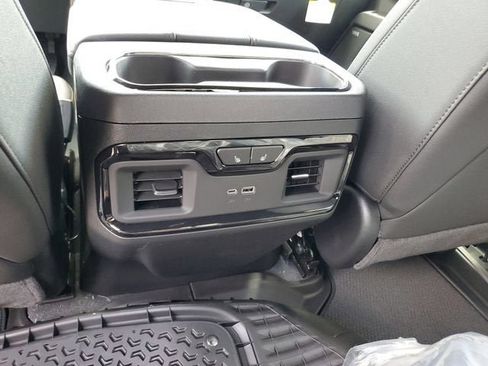 New 2026 GMC Sierra 3500 AT4 AWD/4WD image 17