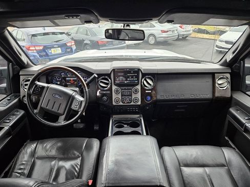 Used 2013 Ford F250 Platinum w/ Snow Plow Prep Pkg image 18
