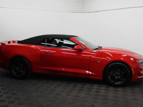 Used 2020 Chevrolet Camaro LT RWD image 21