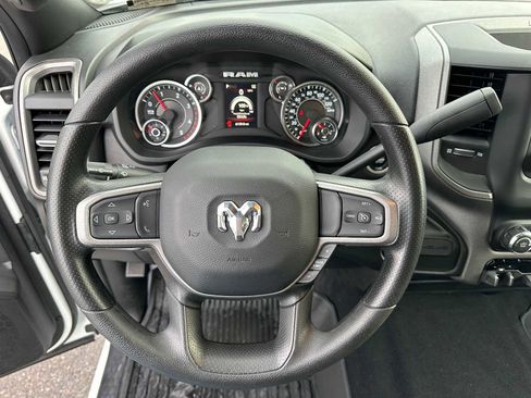 Used 2024 RAM 2500 Tradesman w/ Chrome Appearance Group image 23