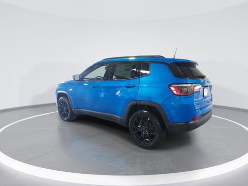 New 2026 Jeep Compass Latitude AWD/4WD image 6