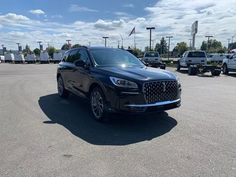 New 2025 Lincoln Corsair Grand Touring image 9