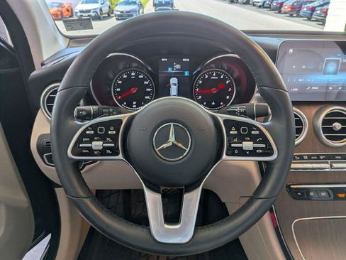Used 2021 Mercedes-Benz GLC 300 4MATIC image 22