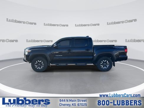 Used 2019 Toyota Tacoma 4x4 Double Cab image 5