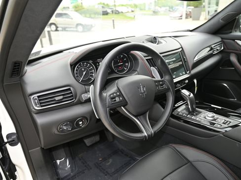 New 2024 Maserati Levante Modena Ultima image 20