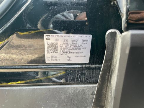 Used 2025 Chevrolet Blazer LT image 29