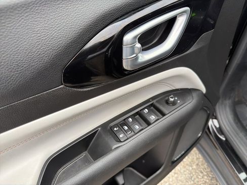 Certified 2022 Jeep Compass Limited image 3