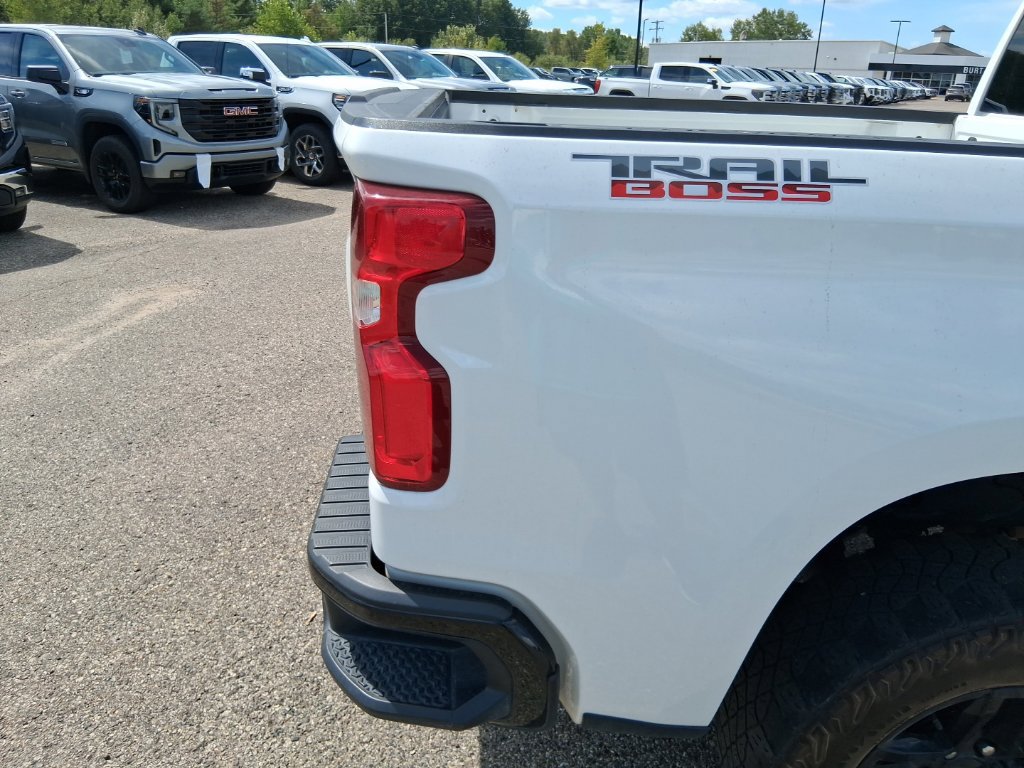 Used 2023 Chevrolet Silverado 1500 LT Trail Boss AWD/4WD image 20