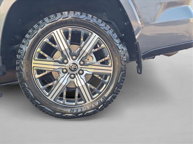 Used 2023 Toyota Sequoia Capstone AWD/4WD image 25