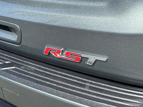 Used 2024 Chevrolet Suburban RST RWD image 30