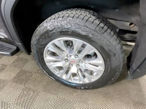 Used 2024 GMC Sierra 1500 Denali AWD/4WD image 14