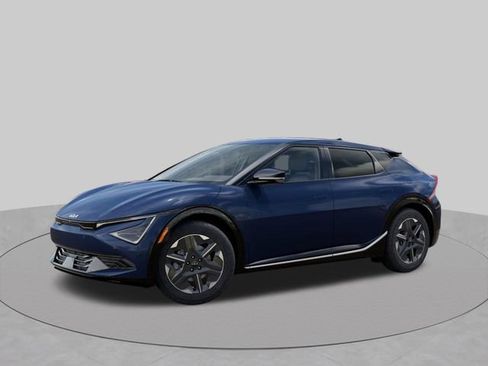 New 2025 Kia EV6 Light AWD/4WD image 3