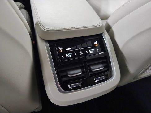 Used 2019 Volvo XC90 T6 Inscription w/ Luxury Package AWD/4WD image 35
