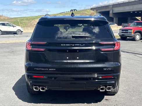 New 2026 GMC Acadia Denali Ultimate AWD/4WD image 4