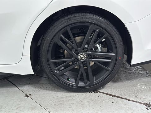 New 2026 Toyota Camry Hybrid image 23