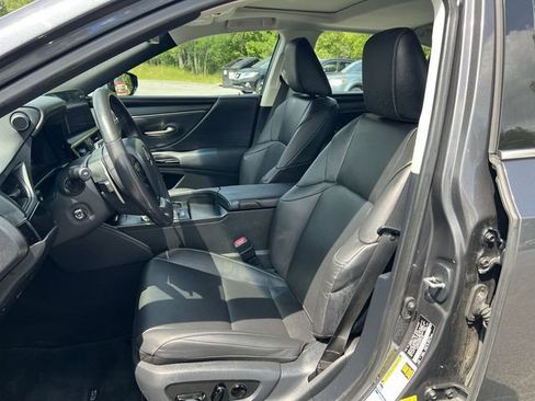 Used 2024 Lexus ES 250 w/ Premium Package AWD/4WD image 23