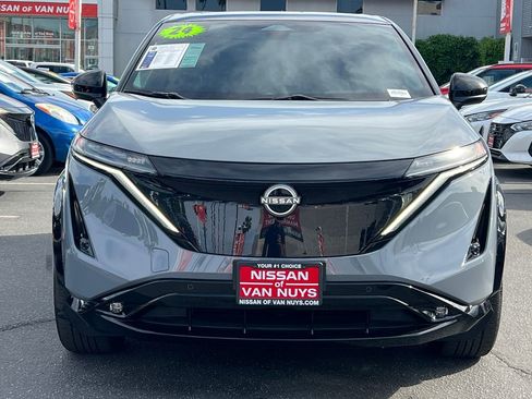Used 2024 Nissan Ariya FWD image 11