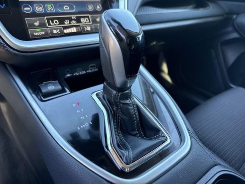 Used 2023 Subaru Outback Premium image 30