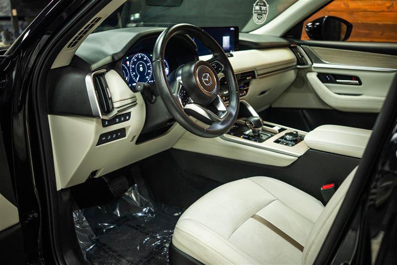 Used 2024 MAZDA CX-90 Plug-In Hybrid w/ Premium Plus AWD/4WD image 9