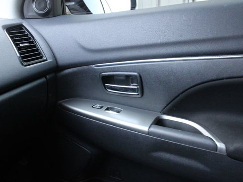 Used 2021 Mitsubishi Outlander Sport SE AWD/4WD image 19