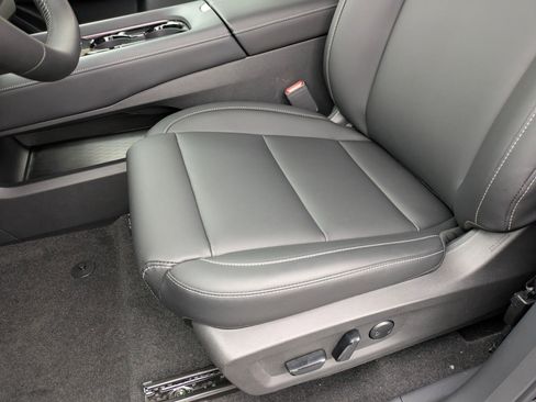 Certified 2025 Nissan Murano SL image 4