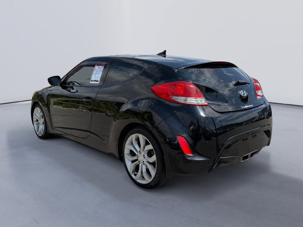 Used 2012 Hyundai Veloster w/ Style Pkg FWD image 5