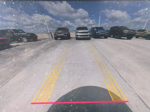 Used 2022 Mercedes-Benz C 300 Sedan image 21