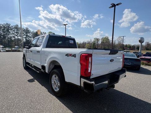 Certified 2025 Ford F250 XLT image 5