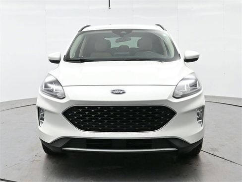 Used 2020 Ford Escape SEL image 2